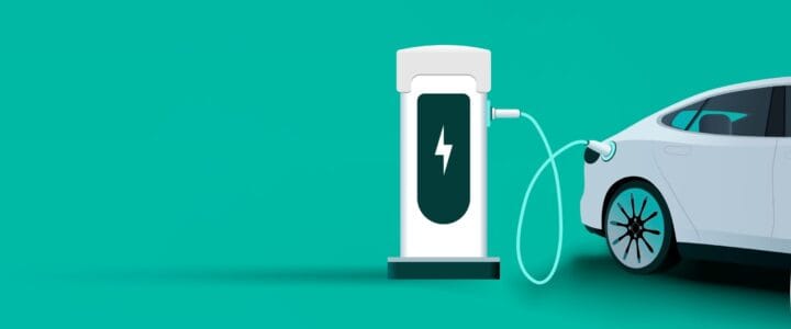 What tax benefits do hybrid vehicles offer businesses?